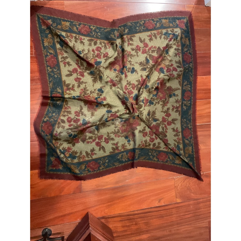 Unbranded Square Scarf Womens OS Green Red Excellent Floral Fringed Tapestry